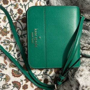 Kate spade 
Kelly green 
Purse